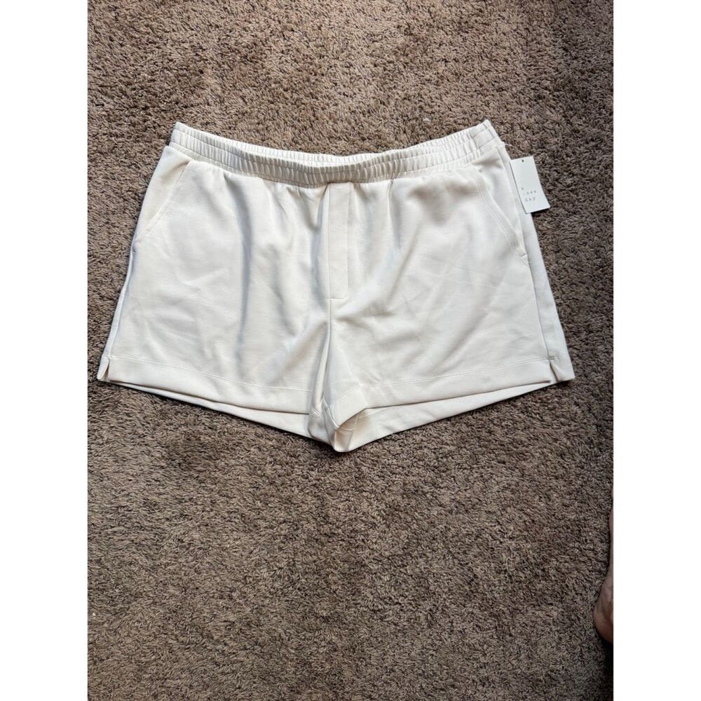 A New Day cream 1X womens shorts